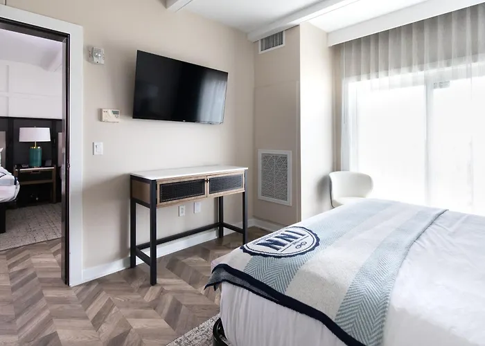 The Inn At Harbor Shores