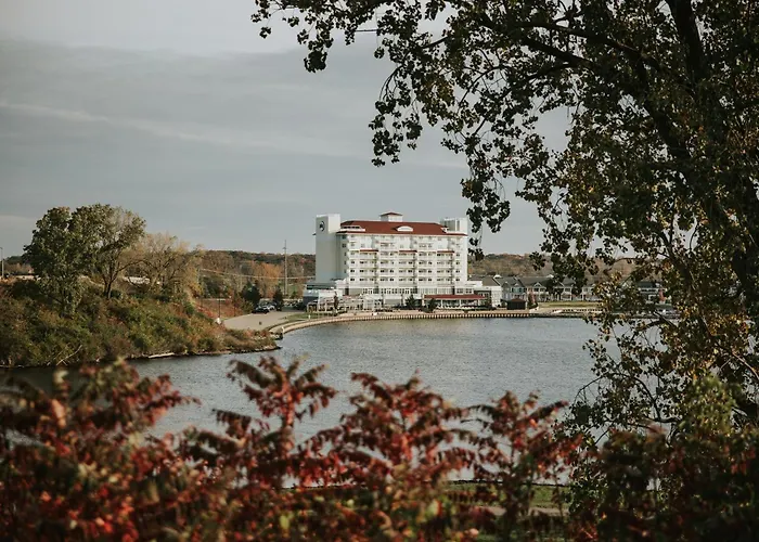 The Inn At Harbor Shores