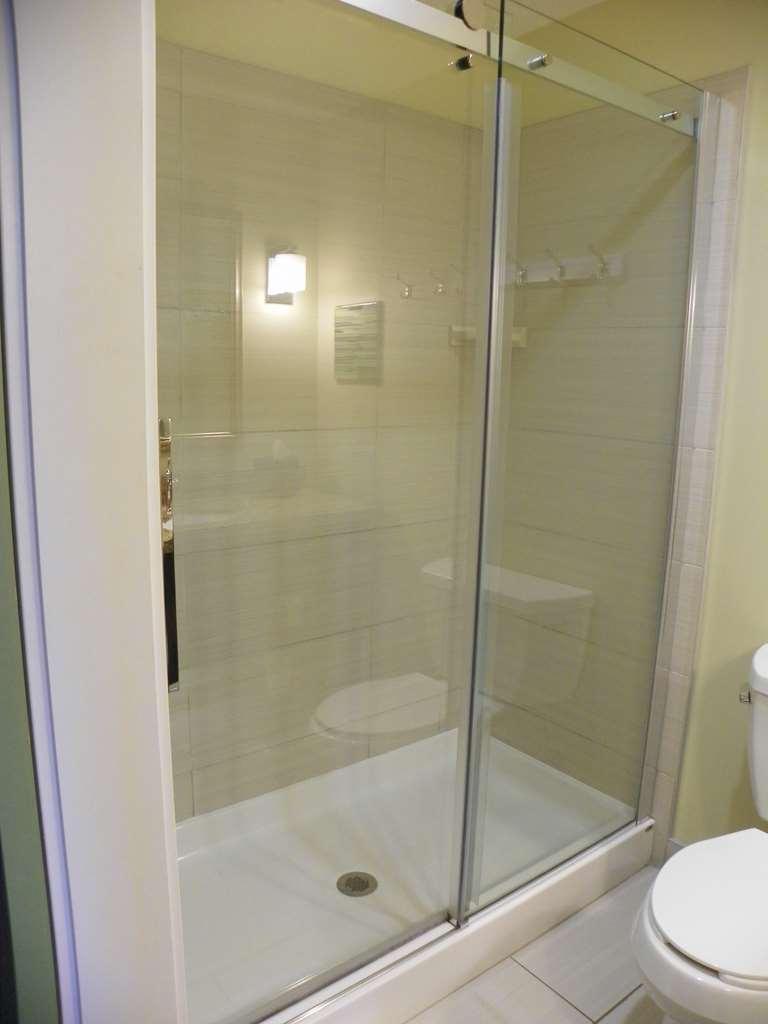 Resort The At Harbor Shores 4*